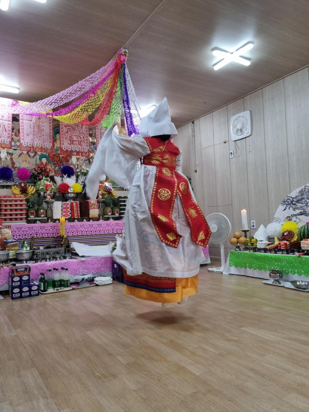 월명신당 사진 9